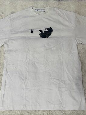 Off-White T-Shirt
